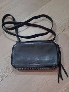 EUC Lucky Brand Crossbody Wallet Women's Black Leather Double-Zip Crossbody Bag